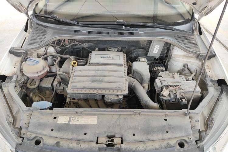 Used Volkswagen Santana 2016 1.4L Manual Fashion Edition Engine Bay