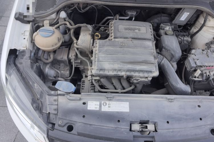 Used Volkswagen Santana 2016 1.4L Manual Fashion Edition Engine Bay Right
