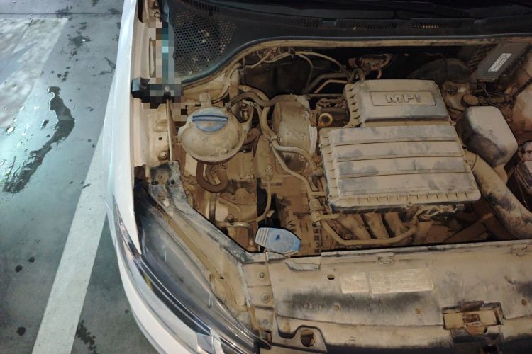Used Volkswagen Santana 2016 1.4L Manual Fashion Edition Engine Bay Right