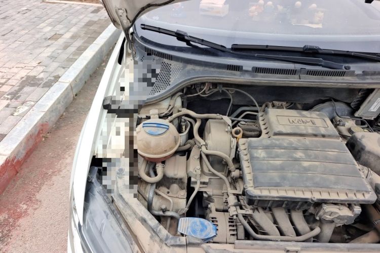 Used Volkswagen Santana 2016 1.4L Manual Fashion Edition Engine Bay Right