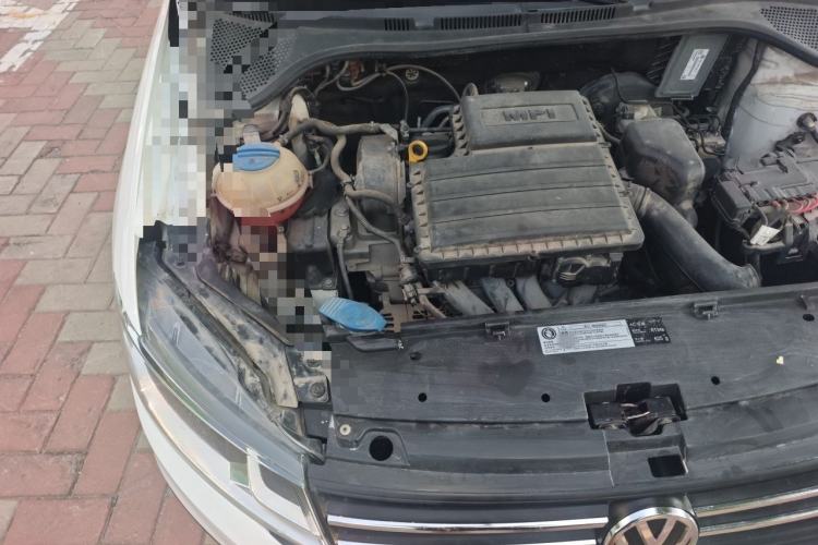 Used Volkswagen Santana 2016 1.6L Manual Fashion Edition Engine Bay Right