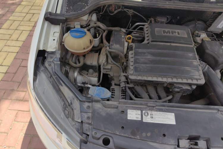 Used Volkswagen Santana 2016 1.4L Manual Fashion Edition Engine Bay Right