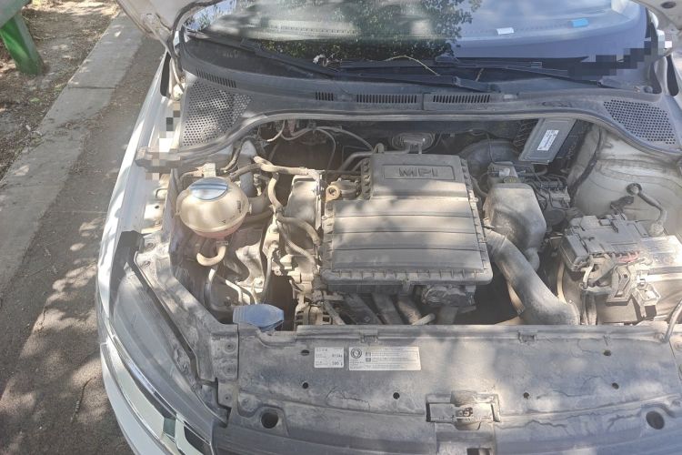 Used Volkswagen Santana 2016 1.4L Manual Fashion Edition Engine Bay Right
