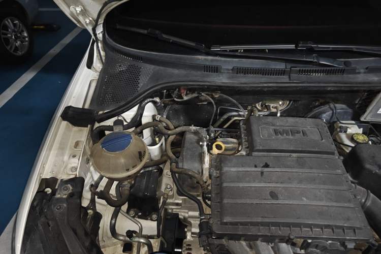 Used Volkswagen Santana 2016 1.6L Automatic Comfort Edition Engine Bay Right