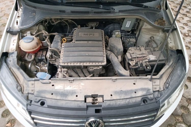 Used Volkswagen Santana 2016 1.4L Manual Fashion Edition Engine Bay