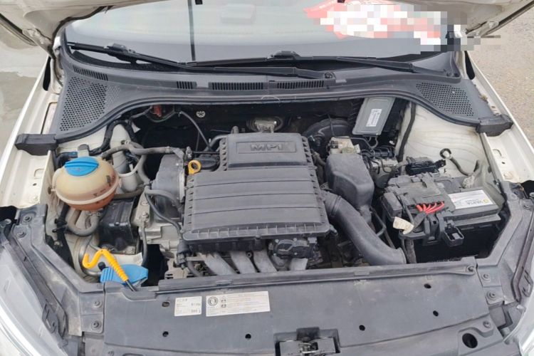Used Volkswagen Santana 2016 1.6L Automatic Comfort Edition Engine Bay