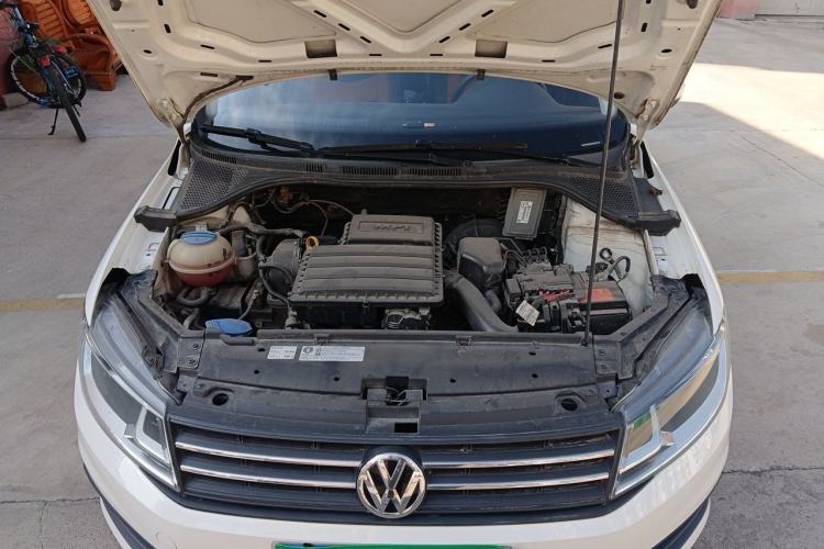 Used Volkswagen Santana 2016 1.4L Manual Fashion Edition Engine Bay
