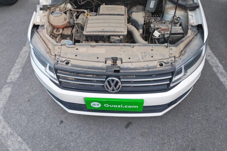 Used Volkswagen Santana 2016 1.6L Manual Fashion Edition Engine Bay