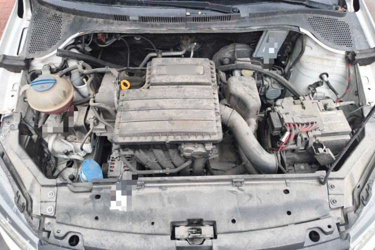 Used Volkswagen Santana 2016 1.4L Manual Fashion Edition Engine Bay