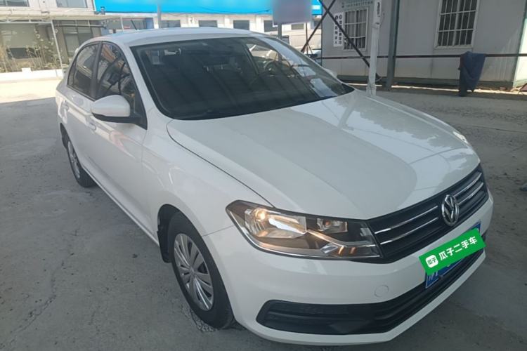 Used Volkswagen Santana 2016 1.6L Manual Fashion Edition Exterior 1
