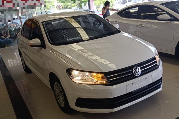 Used Volkswagen Santana 2016 1.6L Automatic Fashion Edition Exterior 1