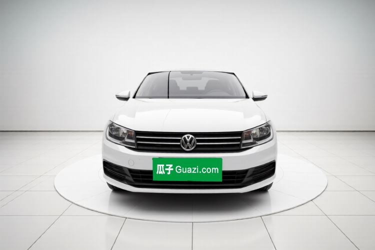 Used Volkswagen Santana 2016 1.6L Manual Fashion Edition Exterior 1