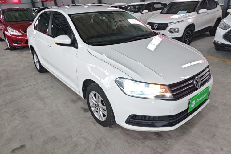 Used Volkswagen Santana 2016 1.6L Automatic Fashion Edition Exterior 1