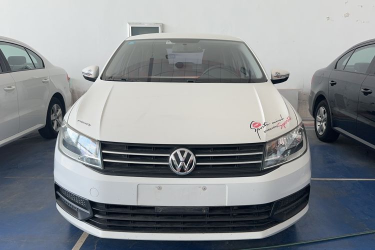 Used Volkswagen Santana 2016 1.6L Manual Fashion Edition Exterior 1