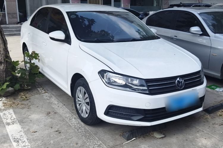 Used Volkswagen Santana 2016 1.6L Automatic Fashion Edition Exterior 1