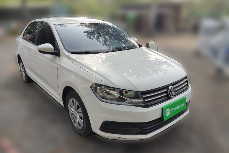Used Volkswagen Santana 2016 1.6L Automatic Fashion Edition Exterior 2