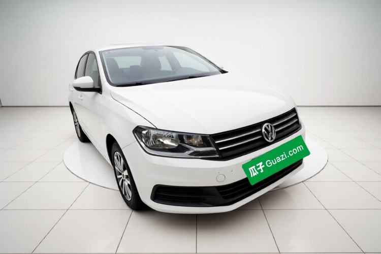 Used Volkswagen Santana 2016 1.6L Manual Fashion Edition Exterior 2