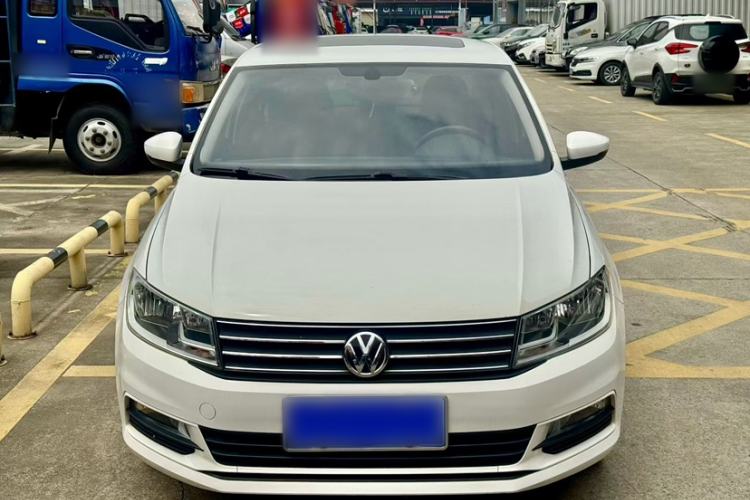 Used Volkswagen Santana 2016 1.6L Manual Comfort Edition Exterior 3