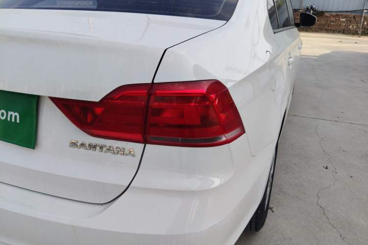 Used Volkswagen Santana 2016 1.4L Manual Fashion Edition Exterior 3