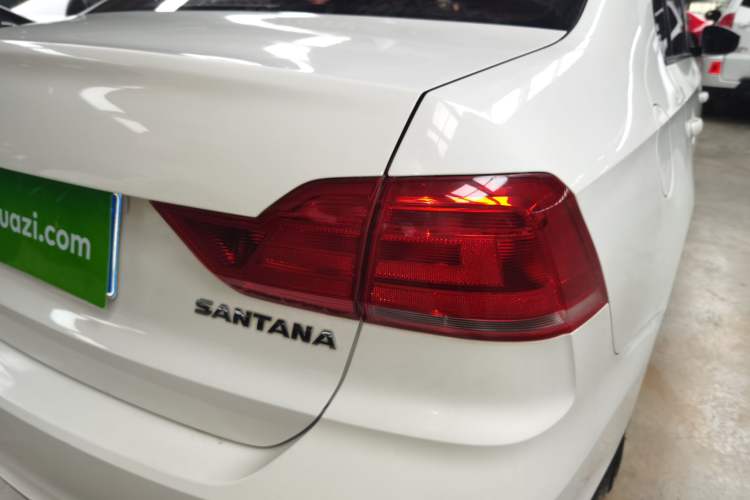 Used Volkswagen Santana 2016 1.4L Manual Fashion Edition Exterior 3