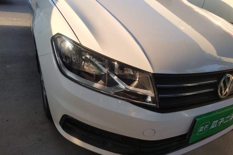 Used Volkswagen Santana 2016 1.4L Manual Fashion Edition Exterior 6