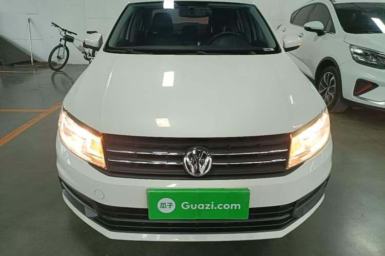 Used Volkswagen Santana 2016 1.6L Manual Fashion Edition Front