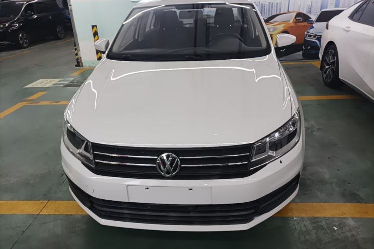 Used Volkswagen Santana 2016 1.6L Manual Fashion Edition Front
