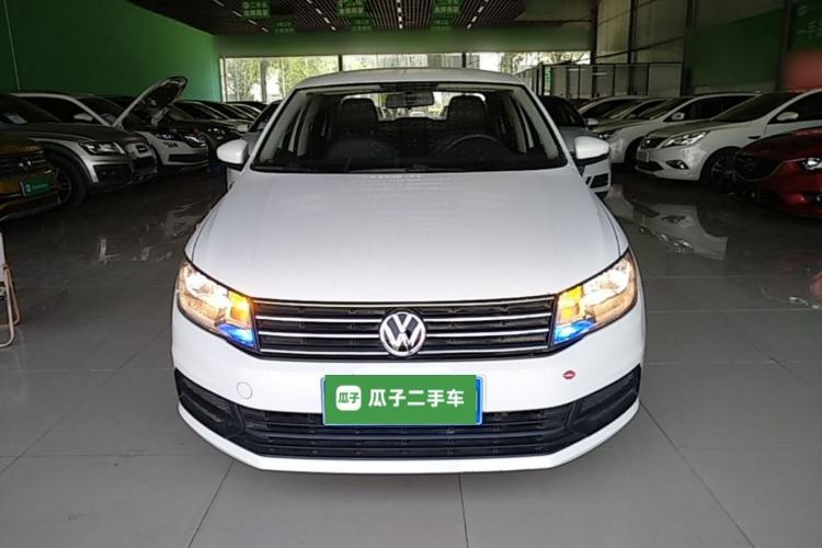 Used Volkswagen Santana 2016 1.6L Manual Fashion Edition Front