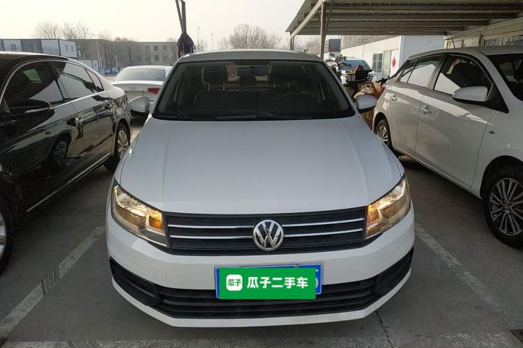Used Volkswagen Santana 2016 1.4L Manual Fashion Edition Front