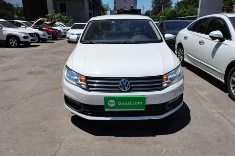 Used Volkswagen Santana 2016 1.4L Manual Fashion Edition Front