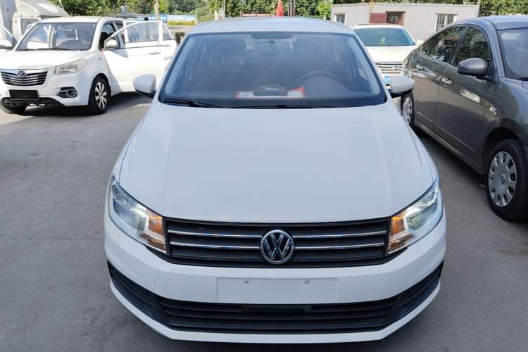 Used Volkswagen Santana 2016 1.6L Manual Fashion Edition Front
