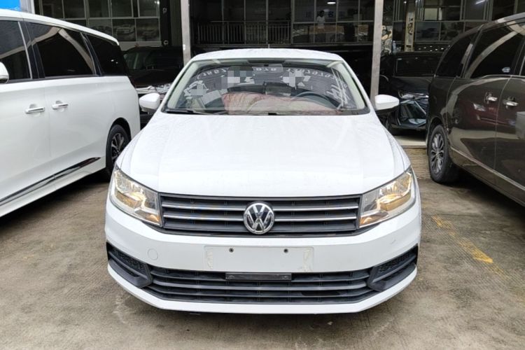 Used Volkswagen Santana 2016 1.6L Automatic Fashion Edition Front