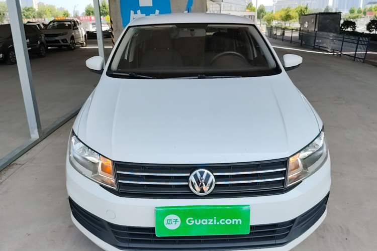 Used Volkswagen Santana 2016 1.4L Manual Fashion Edition Front