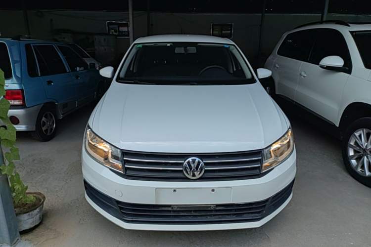 Used Volkswagen Santana 2016 1.6L Manual Fashion Edition Front