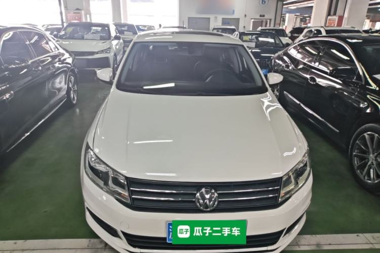 Used Volkswagen Santana 2016 1.6L Automatic Comfort Edition Front