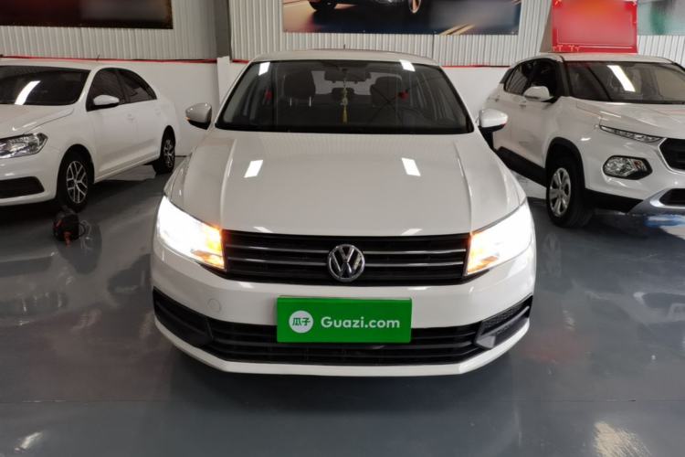 Used Volkswagen Santana 2016 1.4L Manual Fashion Edition Front