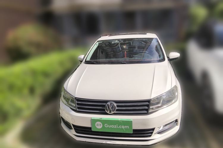 Used Volkswagen Santana 2016 1.6L Manual Comfort Edition Front