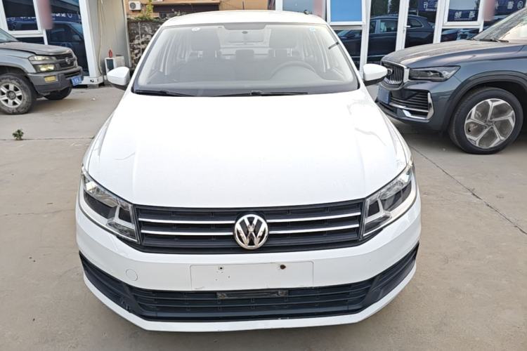 Used Volkswagen Santana 2016 1.4L Manual Fashion Edition Front