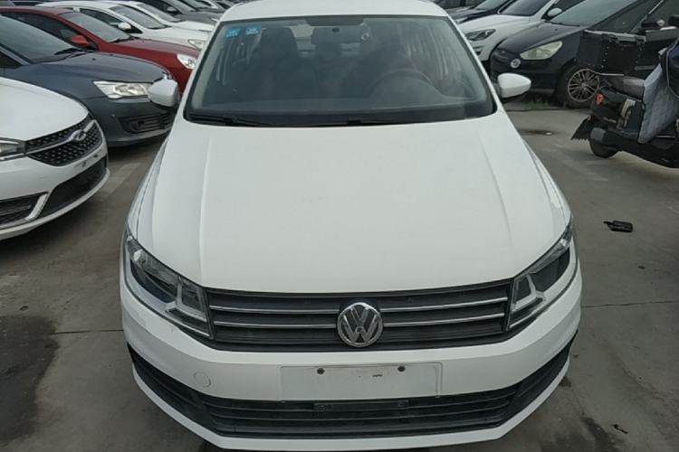 Used Volkswagen Santana 2016 1.4L Manual Fashion Edition Front