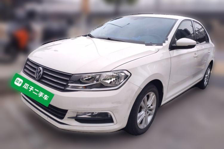 Used Volkswagen Santana 2016 1.6L Automatic Comfort Edition Front Left 45 Deg