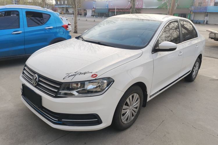 Used Volkswagen Santana 2016 1.6L Manual Fashion Edition Front Left 45 Deg