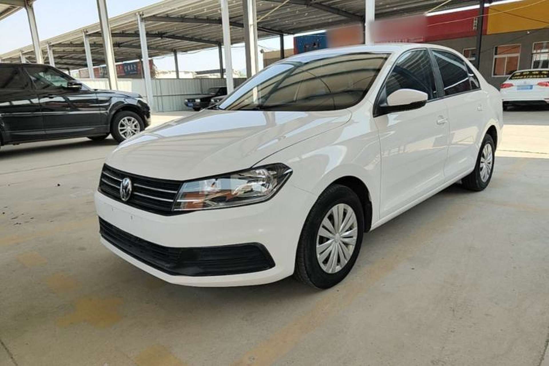 Used Volkswagen Santana 2016 1.4L Manual Fashion Edition Front Left 45 Deg