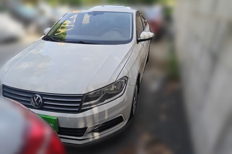 Used Volkswagen Santana 2016 1.6L Automatic Comfort Edition Front