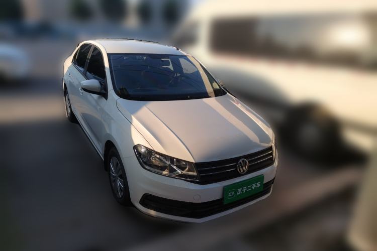 Used Volkswagen Santana 2016 1.4L Manual Fashion Edition Front Right 45 Deg