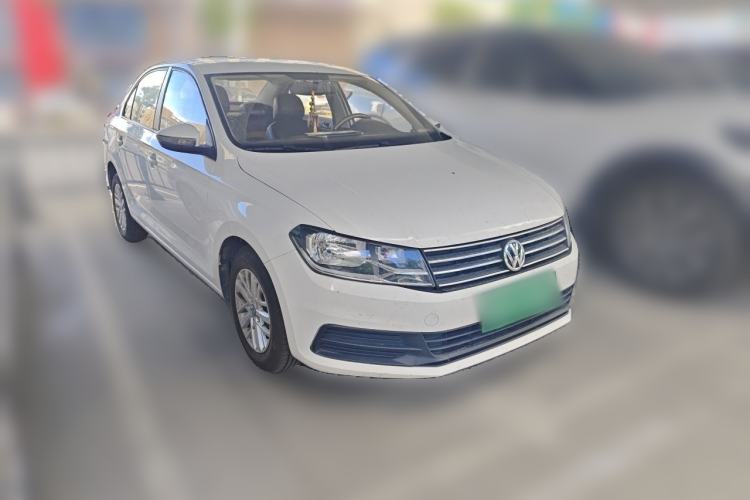 Used Volkswagen Santana 2016 1.6L Manual Fashion Edition Front Right 45 Deg