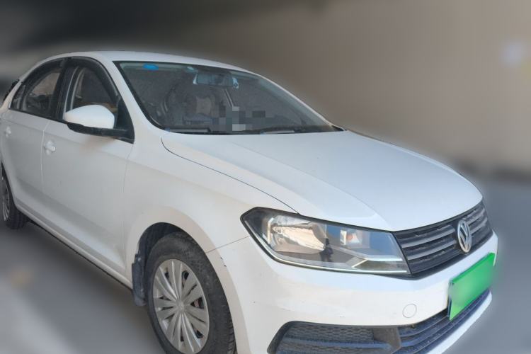 Used Volkswagen Santana 2016 1.4L Manual Fashion Edition Front Right 45 Deg