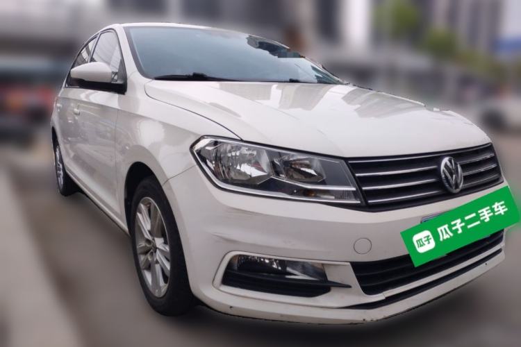 Used Volkswagen Santana 2016 1.6L Automatic Comfort Edition Front Right 45 Deg