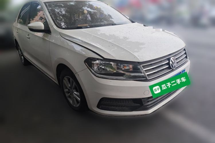 Used Volkswagen Santana 2016 1.4L Manual Fashion Edition Front Right 45 Deg