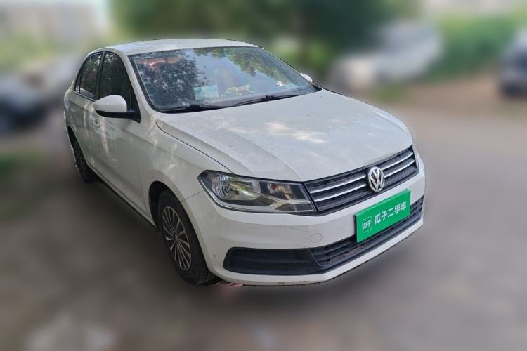 Used Volkswagen Santana 2016 1.4L Manual Fashion Edition Front Right 45 Deg