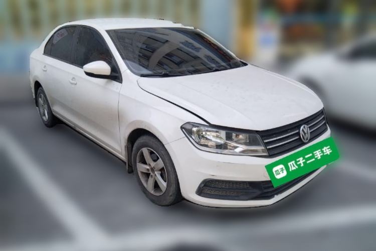 Used Volkswagen Santana 2016 1.6L Manual Fashion Edition Front Right 45 Deg